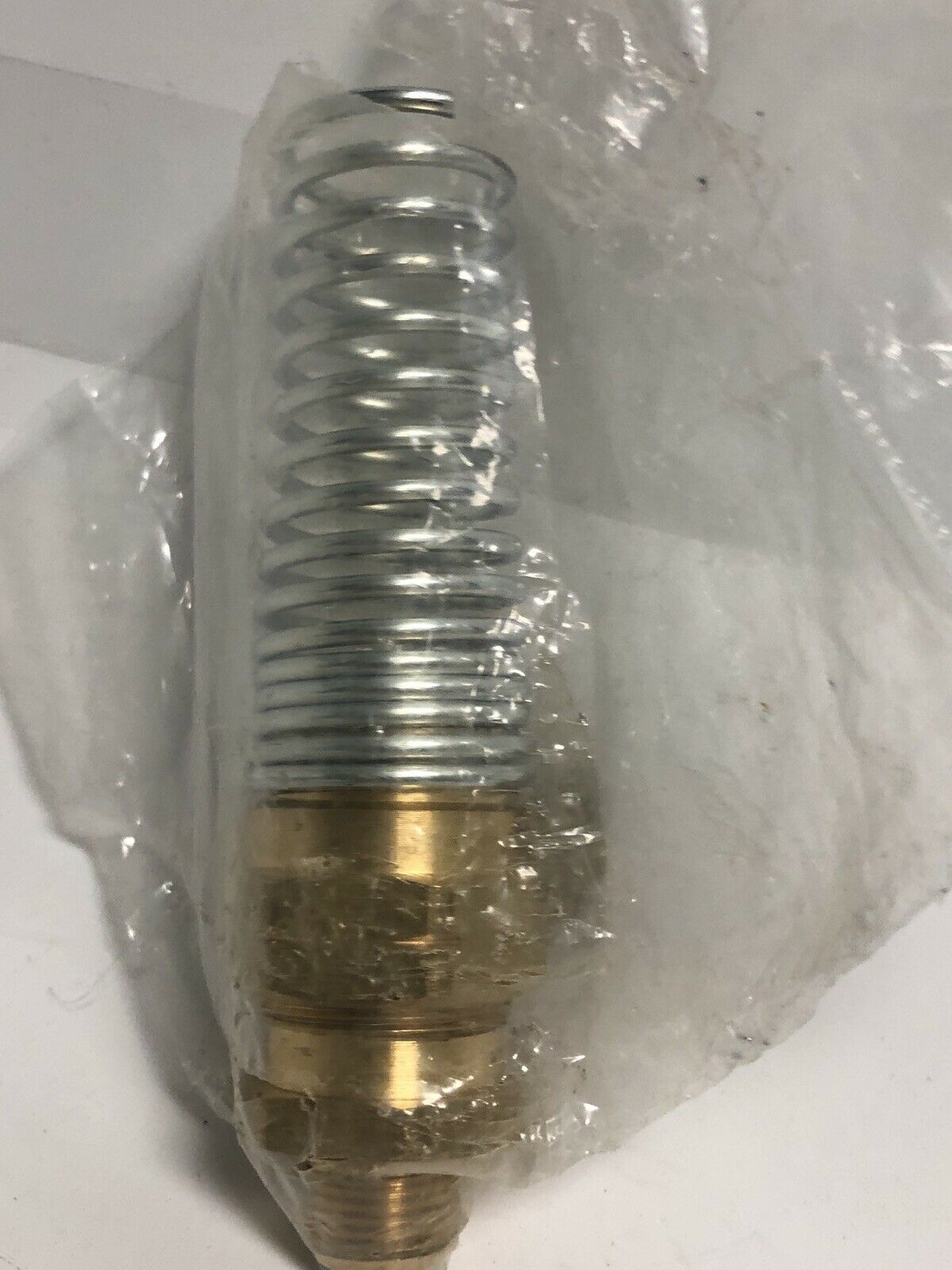 Rubber Air Brake Hose End Hose Connector with Spring Guard, Brass, 1/2