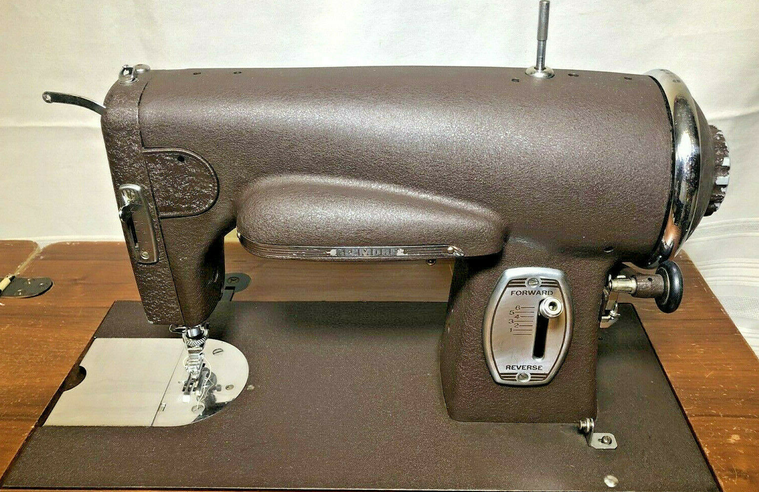 Kenmore Model E6354 Vintage Sewing Machine Machines