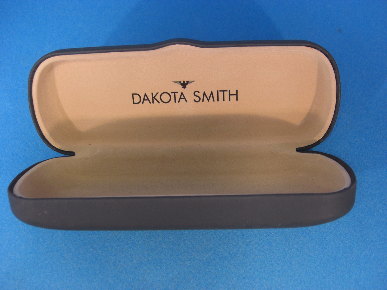 DAKOTA SMITH Leather SunglassEye Glass Case Other Vision Care