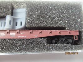 Micro-Trains # 04500640 Great Northern 50' Flat Car with Load. N-Scale image 3