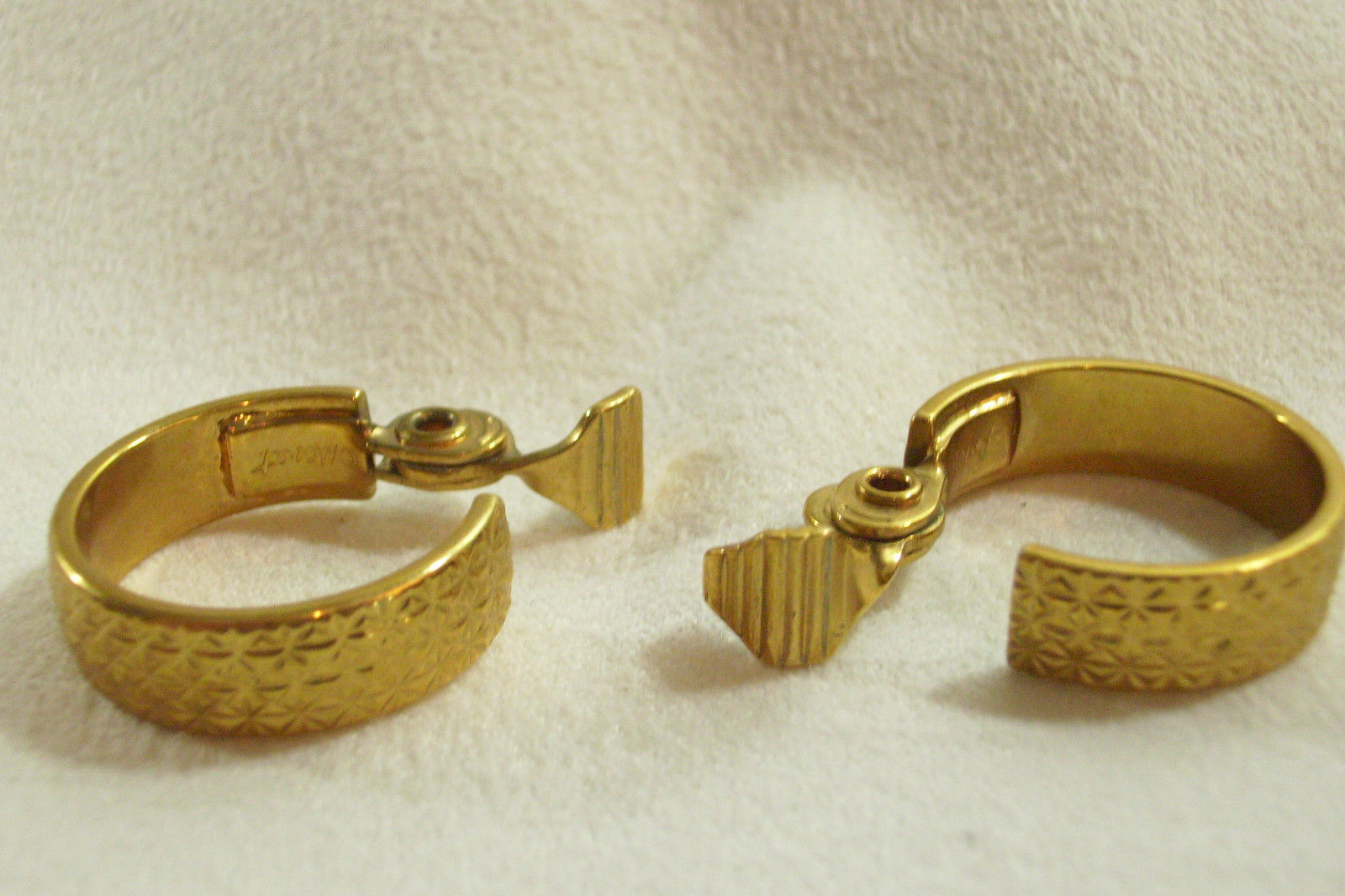 Monet Gold Plate Cross Hatch Design Hoop And 50 Similar Items Monet Gold Plate Cross Hatch Design Hoop Clip On Earrings Vintage