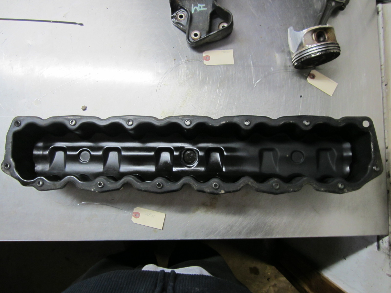 34E001 Valve Cover 2005 Jeep Wrangler 4.0 Valve Covers