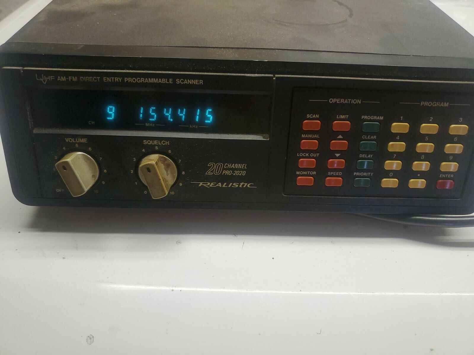 USED REALISTIC 20 CHANNEL PRO2020 UHF POLICE FIRE EMERGENCY SCANNER Scanners