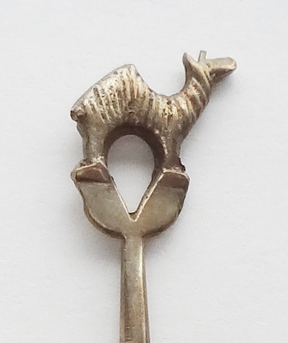 Collector Souvenir Spoon Llama Alpaca Figural Peru Ecuador Bolivia