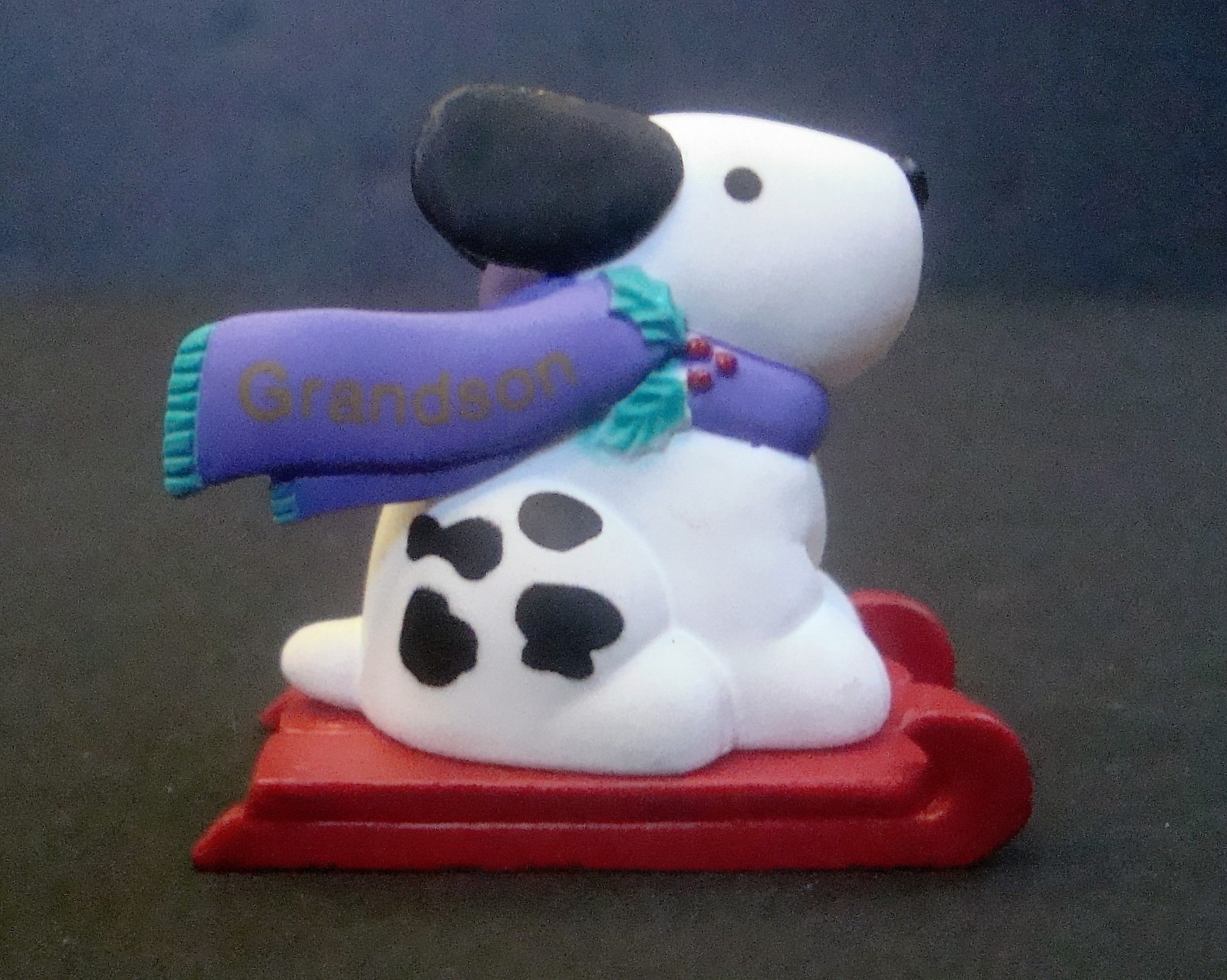 hallmark dog figurines