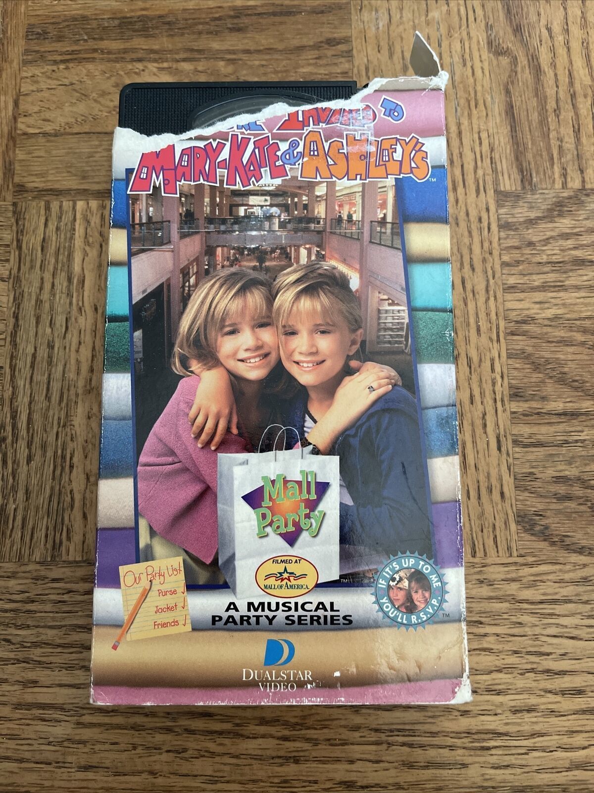 Mary Kate And Ashley Mall Party VHS - VHS Tapes