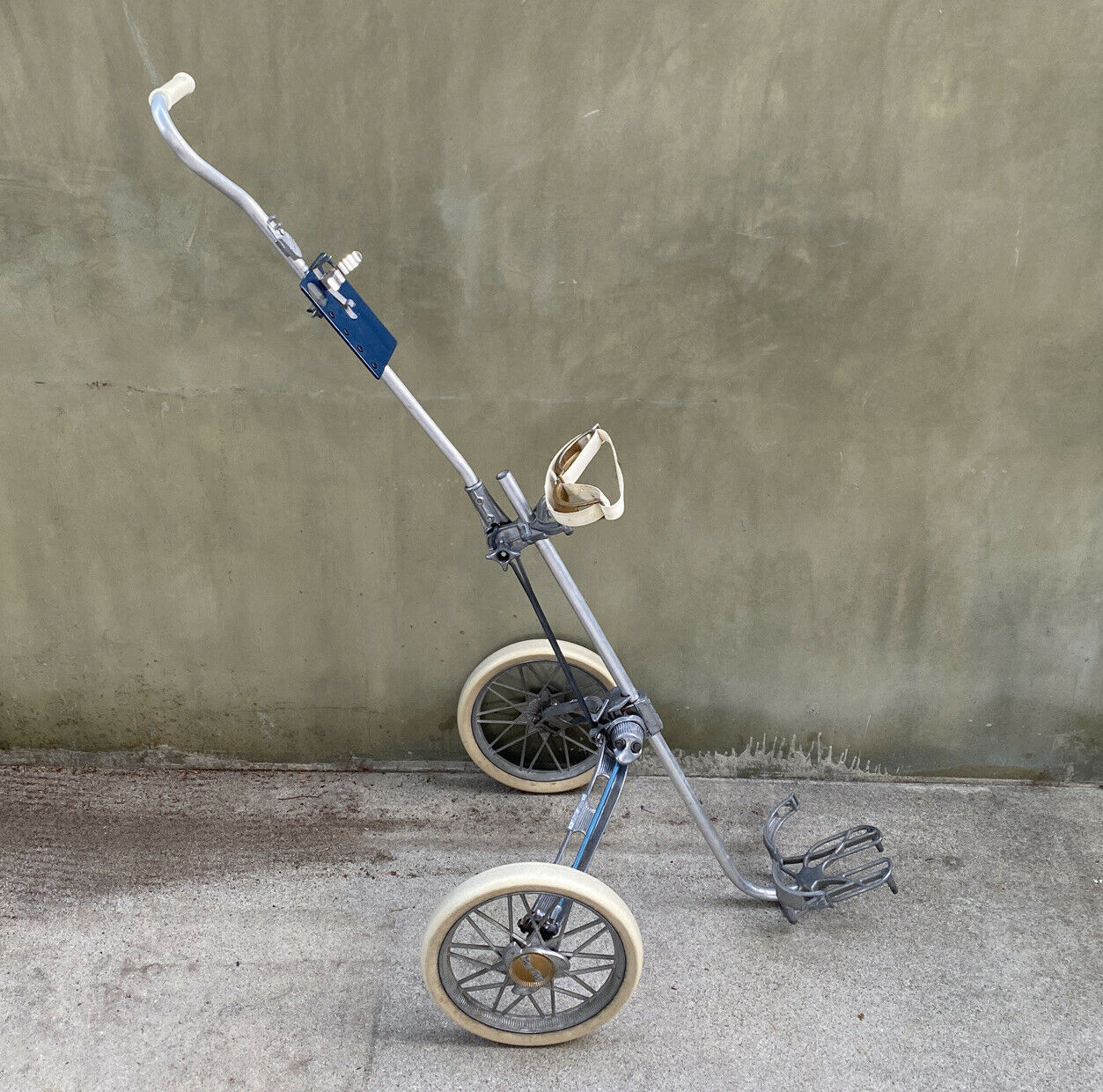 Vintage Browning Bag Boy Automatic Aluminum Golf Caddy MASTER Push Pull