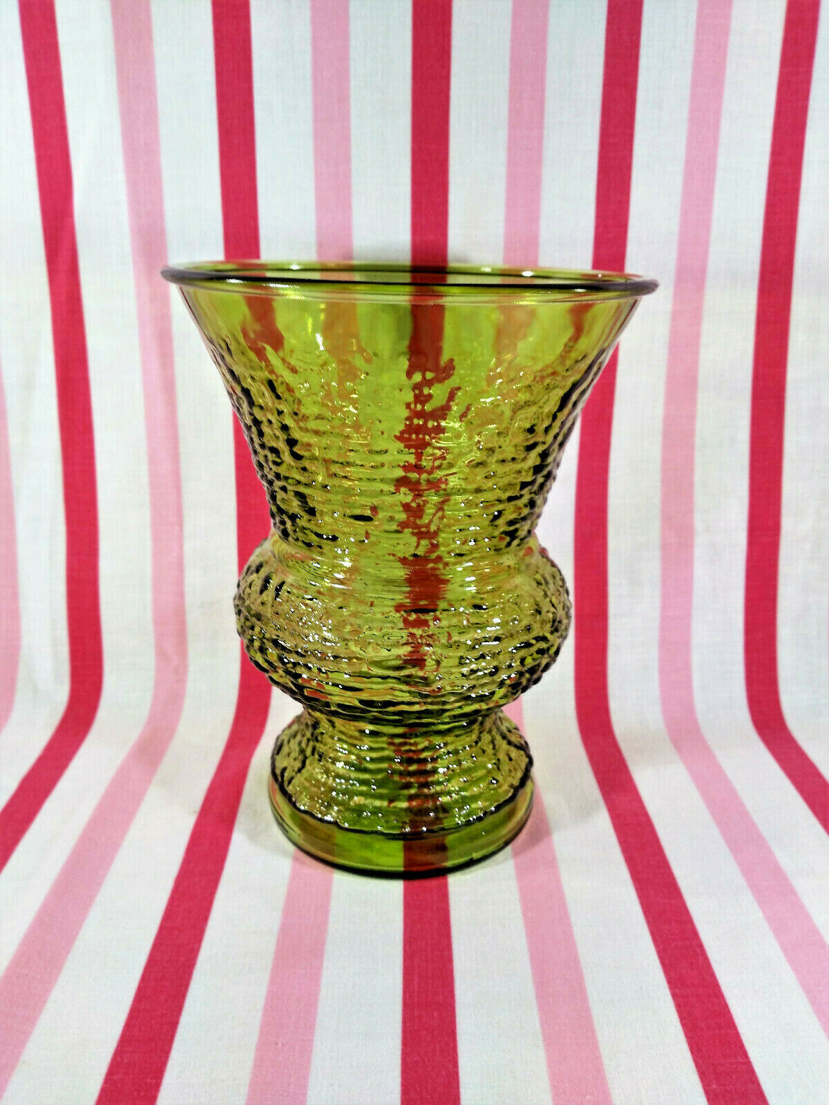 Lovely Vintage 1970's Anchor Hocking Soreno MoD Avocado Green Glass Vase  - $18.00