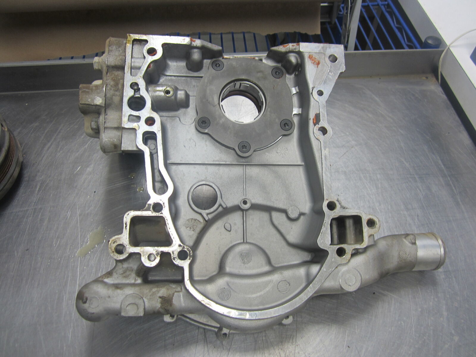 73Q025 Timing Cover With Oil Pump 2006 Buick Lucerne 3.8 - Oil Pumps