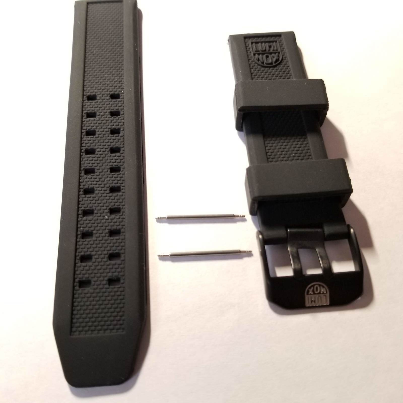 Luminox 23mm White Rubber Watch Band - Compatible With NAVY SEAL EVO 3950, Colormark 3050, 3953 Models