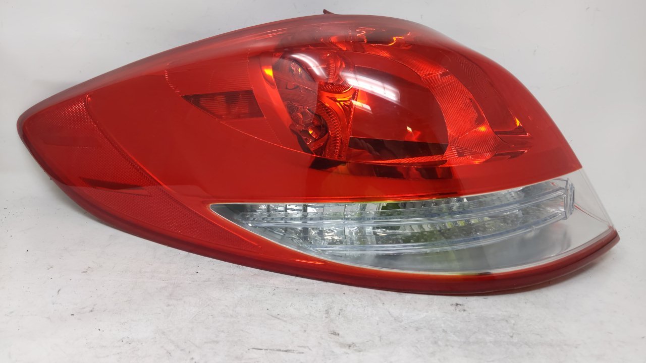 20122017 Hyundai Veloster Driver Left Side Tail Light Taillight Oem