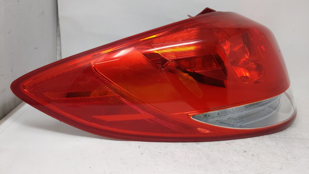 20122017 Hyundai Veloster Driver Left Side Tail Light Taillight Oem