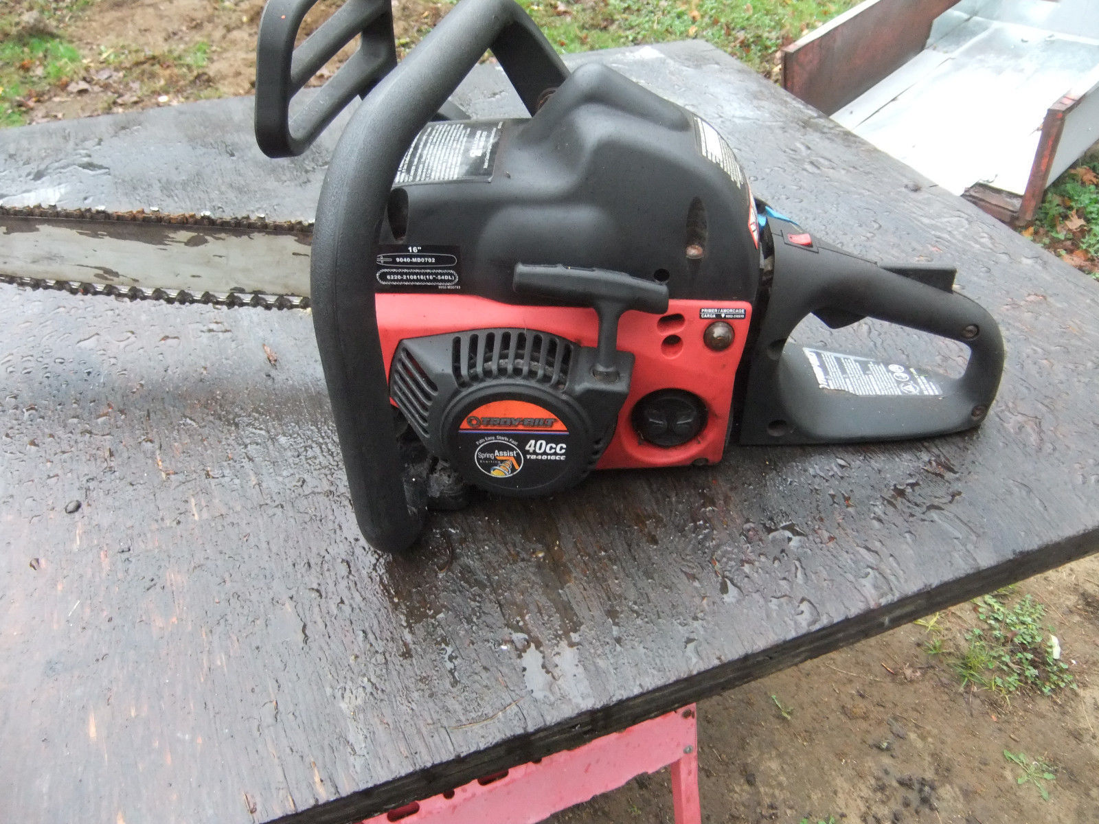 TroyBilt16034ChainsawTB4016CCGasPowered40cc Running Saw