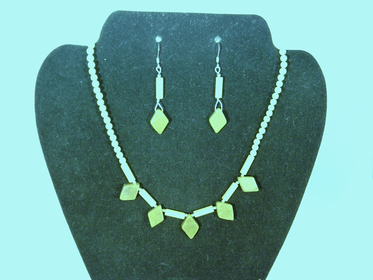 Oilve Jade Gemstone Jewelry Necklace Earrings Set Sets