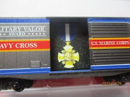 Micro-Trains # 10100768 Micro-Trains Military Valor Award US Marines Navy Cross image 4