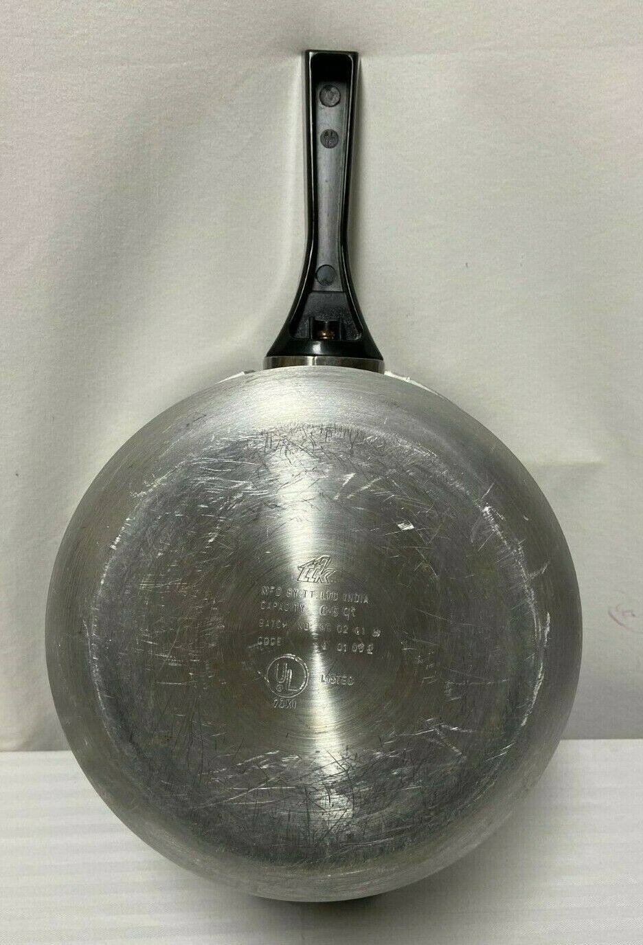 Manttra Pressure Cooker Set 3.8 And 6.5 Quart Interchangeable With Lid