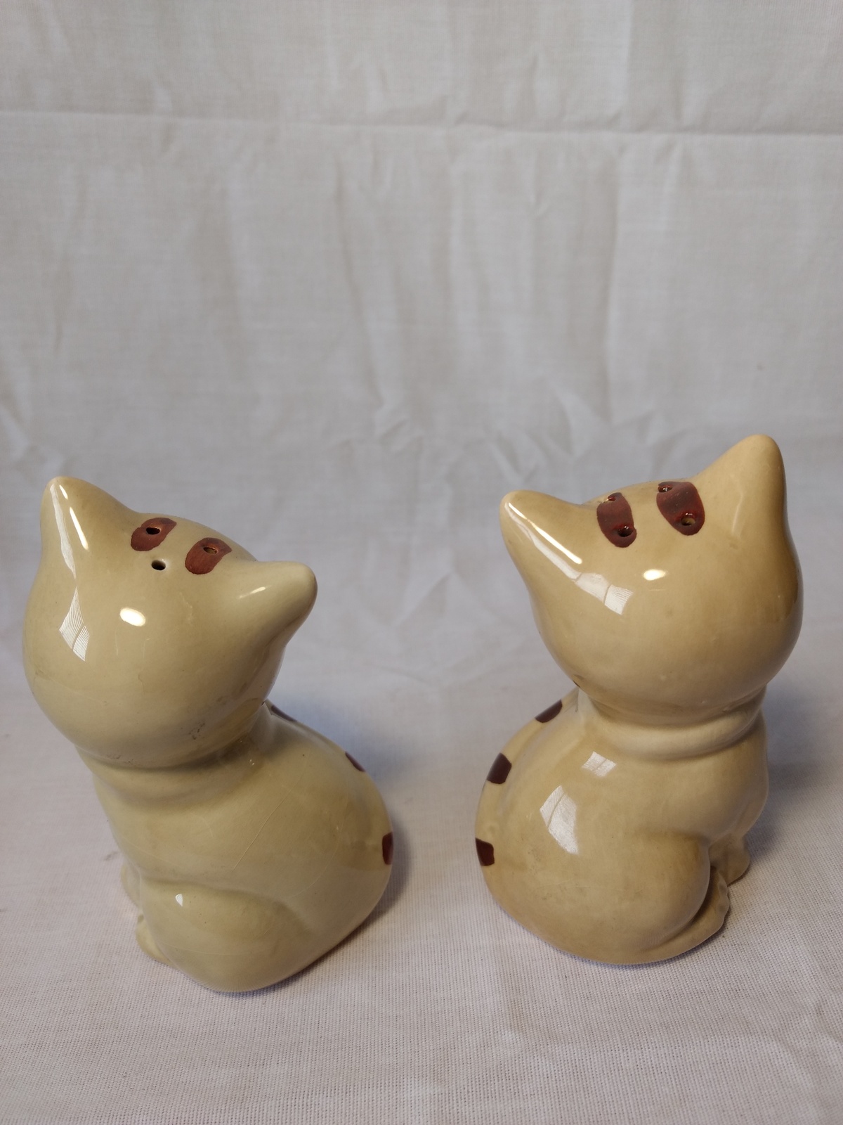 Cat Salt and Pepper Shakers Vintage Brown w/ Drk Brown Stripes Ceramic
