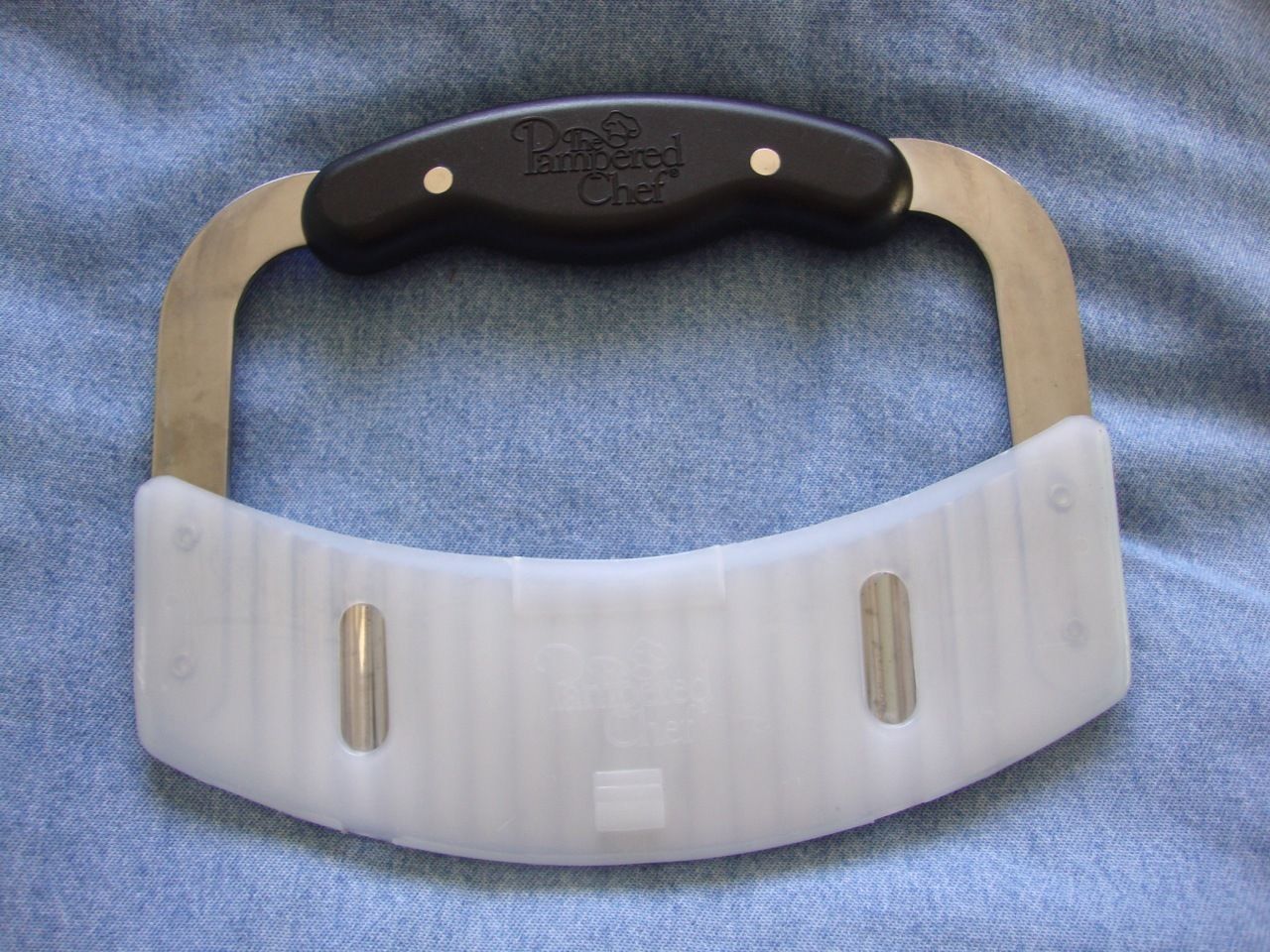 Pampered Chef Mezzaluna Chopper Single Blade With Cover Stainless