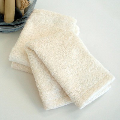 nandina bath towels