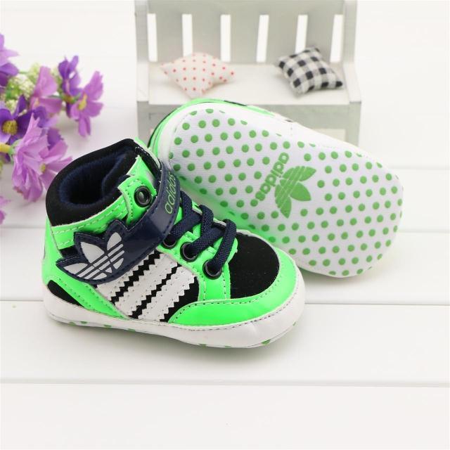 green infant shoes