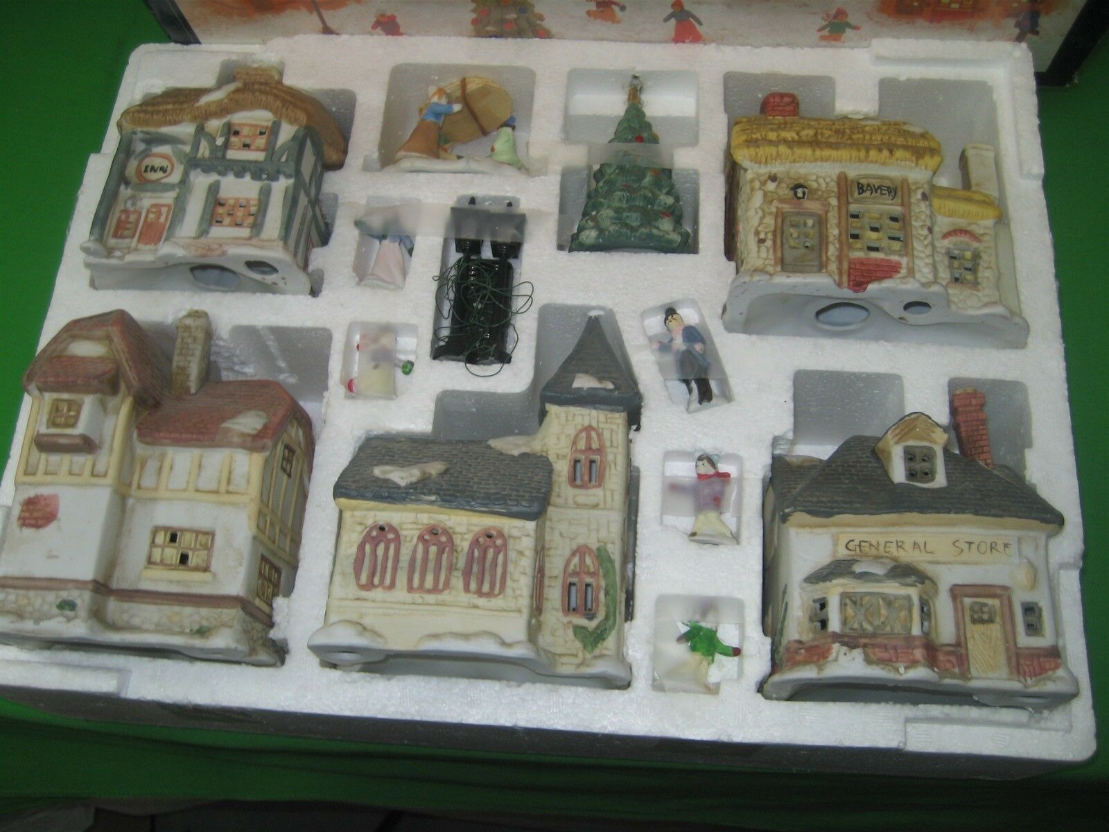 16 Piece Lighted Set Collectors Assortment of Dickens' Ceramics
