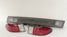 98-99 Nissan Sentra B14 Tail Lights & Center Reflector Panel Carbon Fiber Look