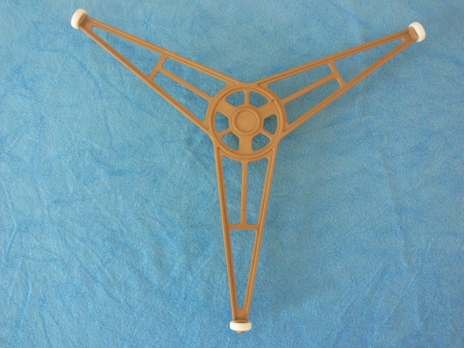 9 " LG MICROWAVE TURNTABLE SUPPORT / ROLLER WHEEL 5889W1A005B