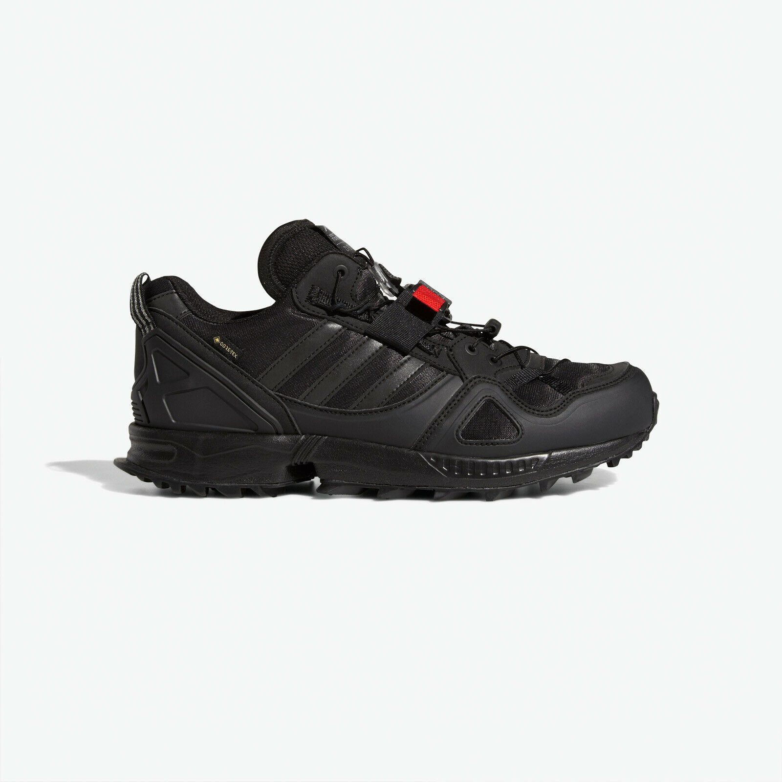 adidas Originals ZX 9000 Gore Tex GTX Shoes in Black and Red