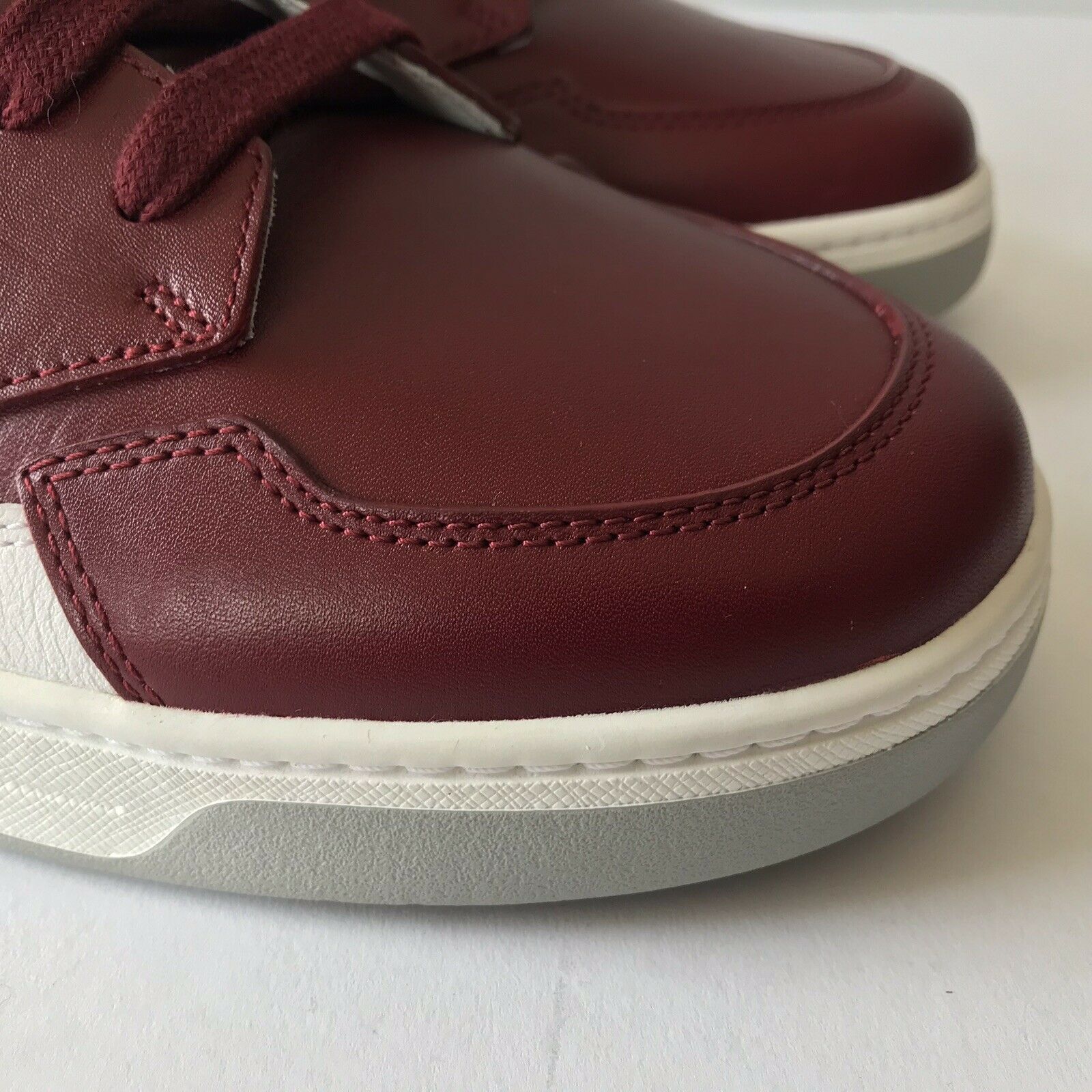 prada calzature uomo vitello plume