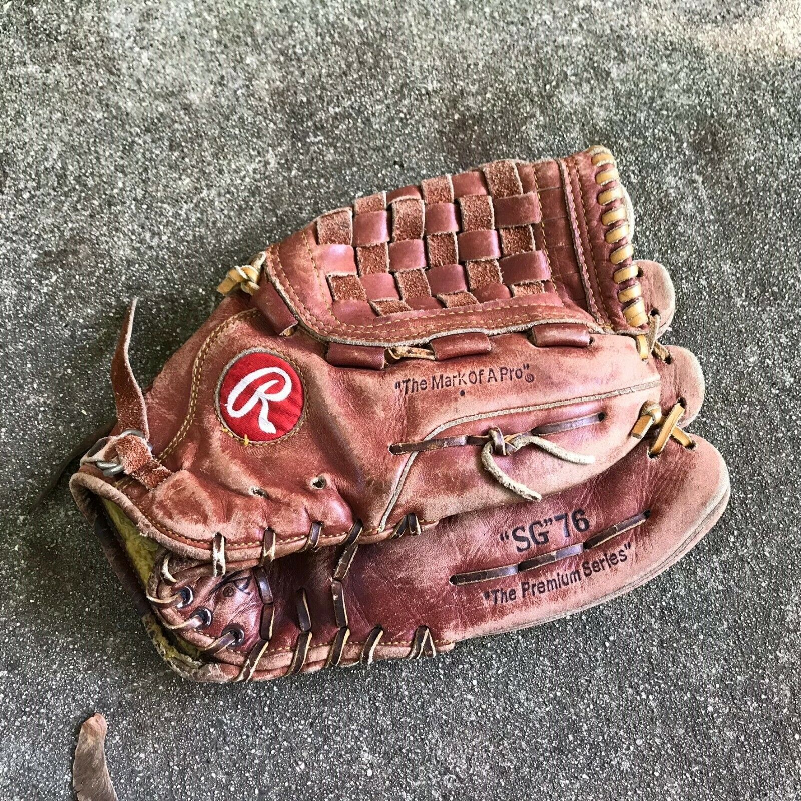 Rawlings Lefty Baseball Glove RED Pro 10 inches PL10SS Professional Tee Ball Pitcher Hand Players Series Leather Pocket Mitt Red Infield Left Hand Throw Catchers Gloves