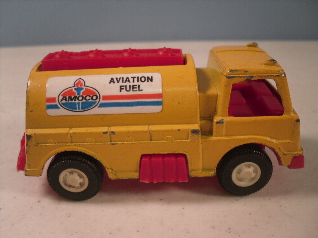 Amoco Aviation Fuel Tanker Tootsietoy Diecast Tank Truck 143