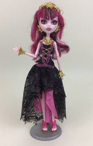 monster high vampire doll