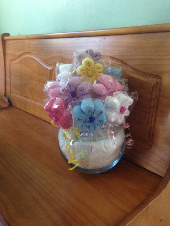 Flower Centerpiece Washcloth Lollipop Diaper Cake Baby Shower