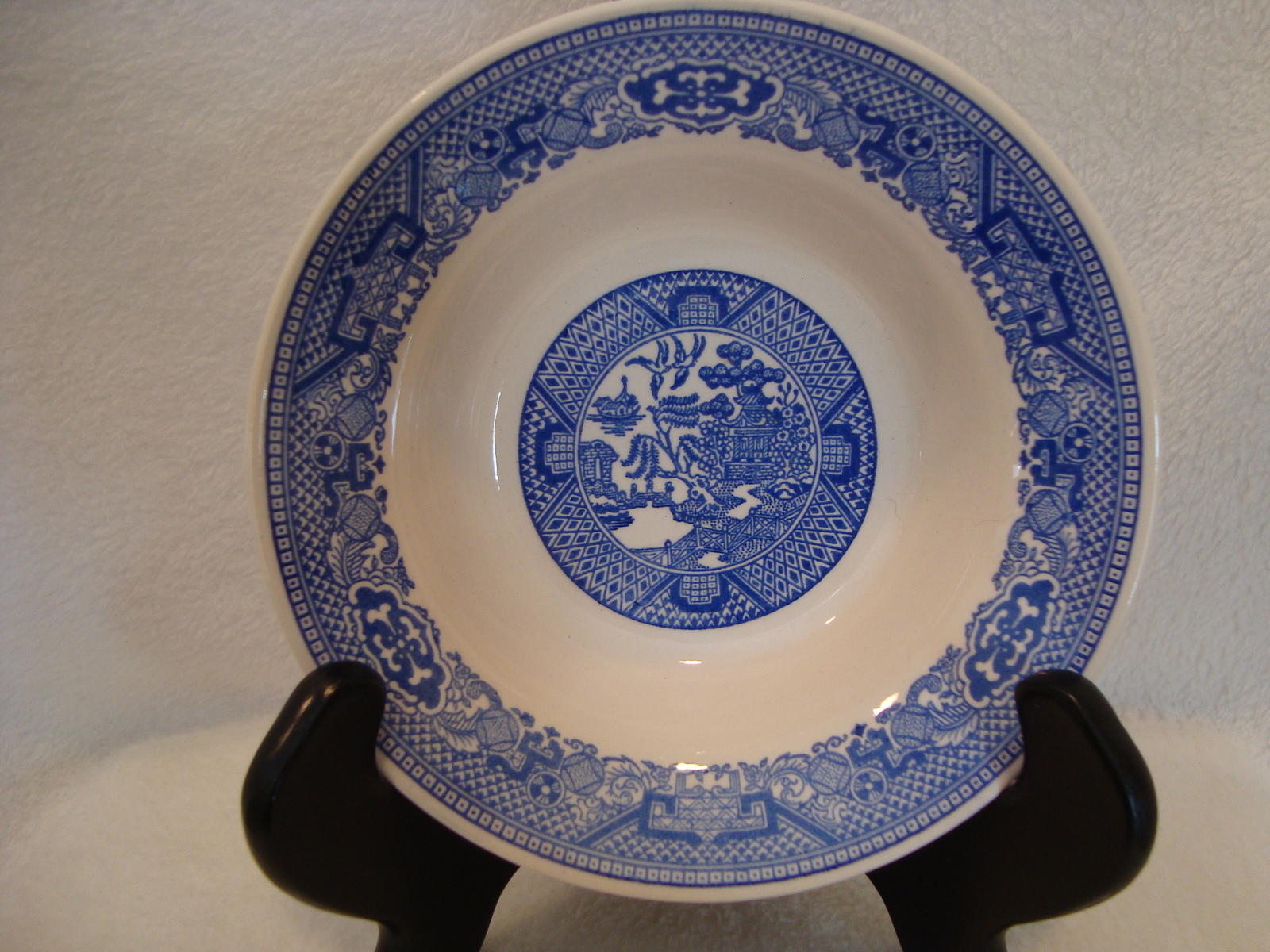 Blue Willow Blue & white willow ware porcelain cereal bowl.  - $15.00
