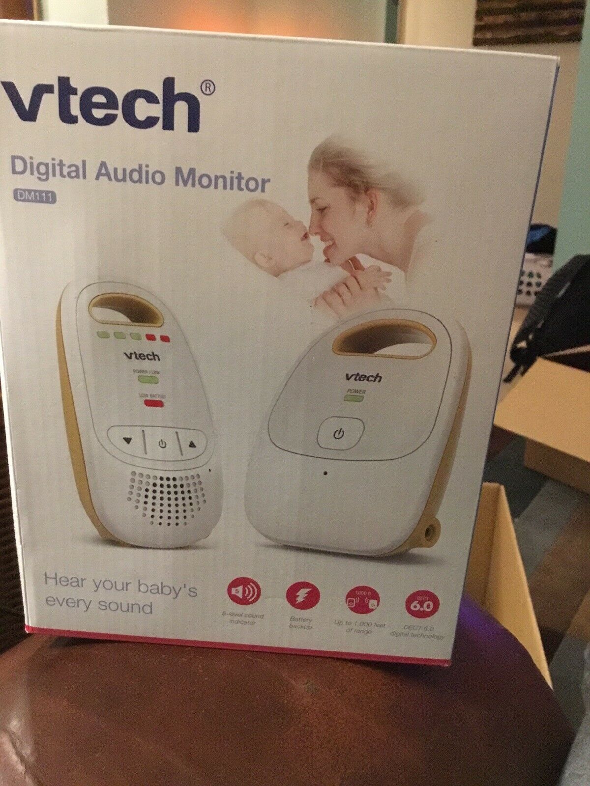 Vtech Safe & Sound Digital Audio Baby Monitor with One Parent Unit