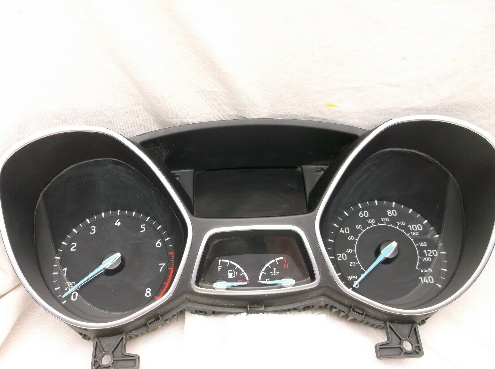 2015..15 FORD FOCUS 32K / SPEEDOMETER/INSTRUMENT CLUSTER Speedometers