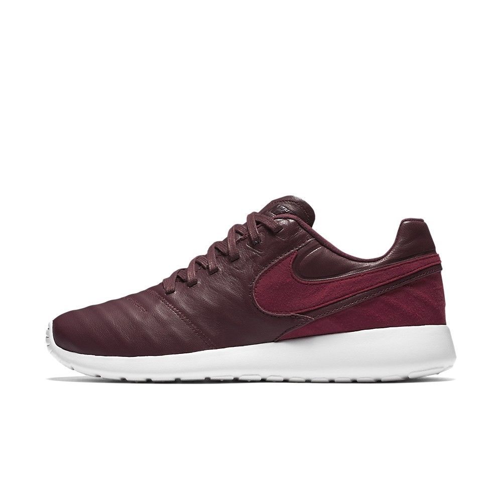 burgundy nike tiempo