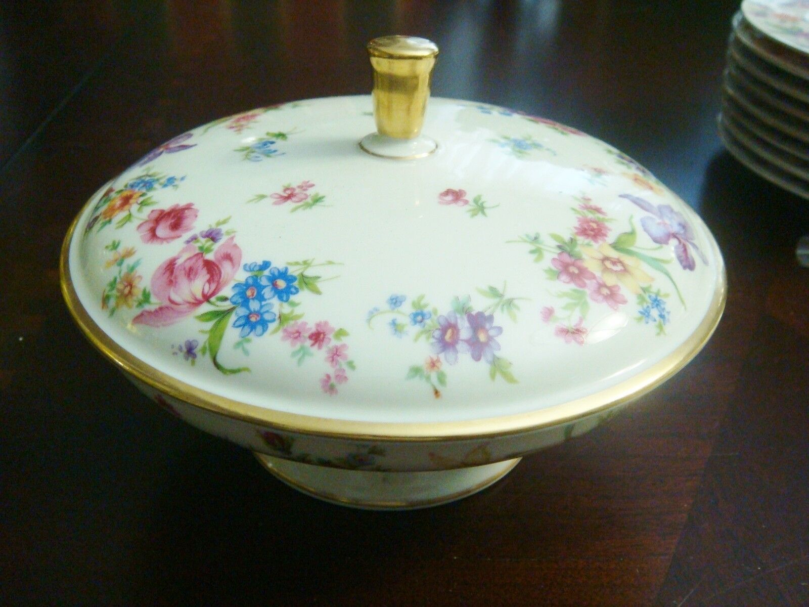 FRITZ THOMAS PORCELAIN- ROSENTHAL (Germany- 1950s covered bowl, 4 1/2" tall[*76] - $94.05