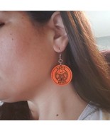 Womens BASIC WITCH Wooden Orange Black Circle Earrings Silver Fishhook NEW - $15.50