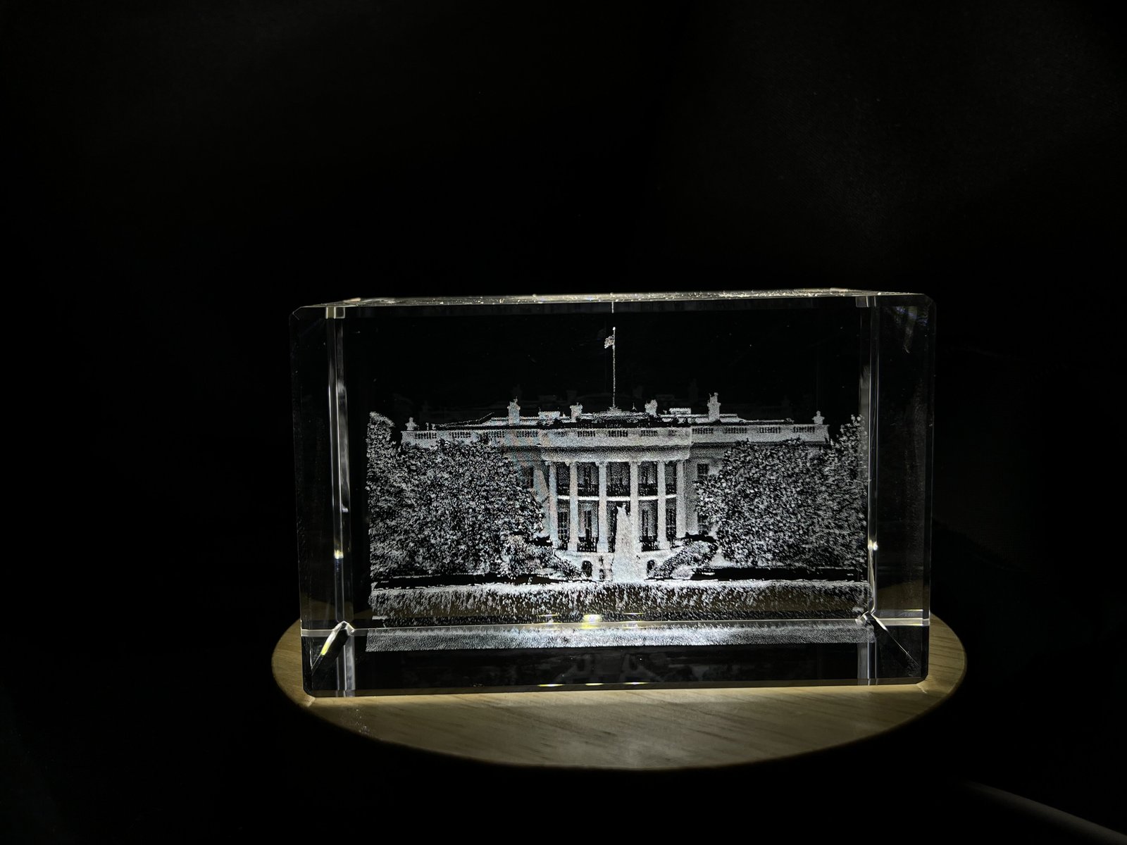 The White House 3D Engraved Crystal Keepsake Souvenir