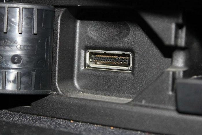 Aps Audio Cable For Mercedes Benz E Cls Gl Ml S Class For Ipod Iphone4 5 6 7 8 X Auto Parts And Vehicles Car Cd Dvd Changers