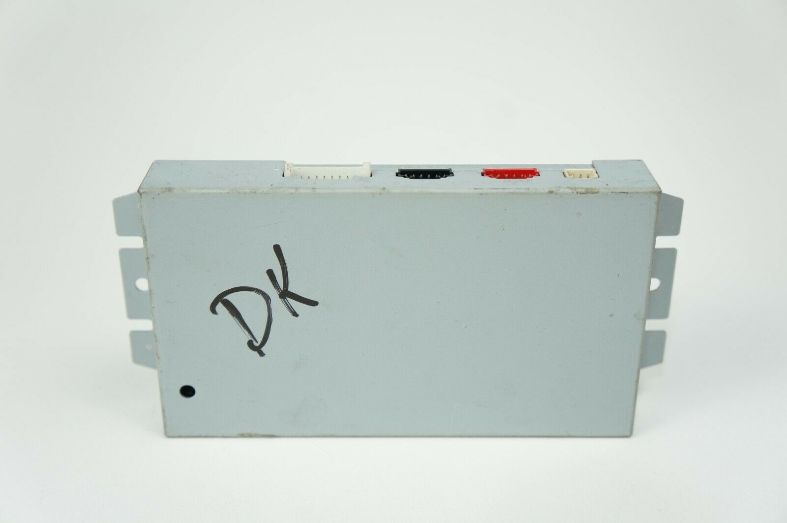 20102014 cadillac escalade invision SL7 headrest monitor conrol SCBX