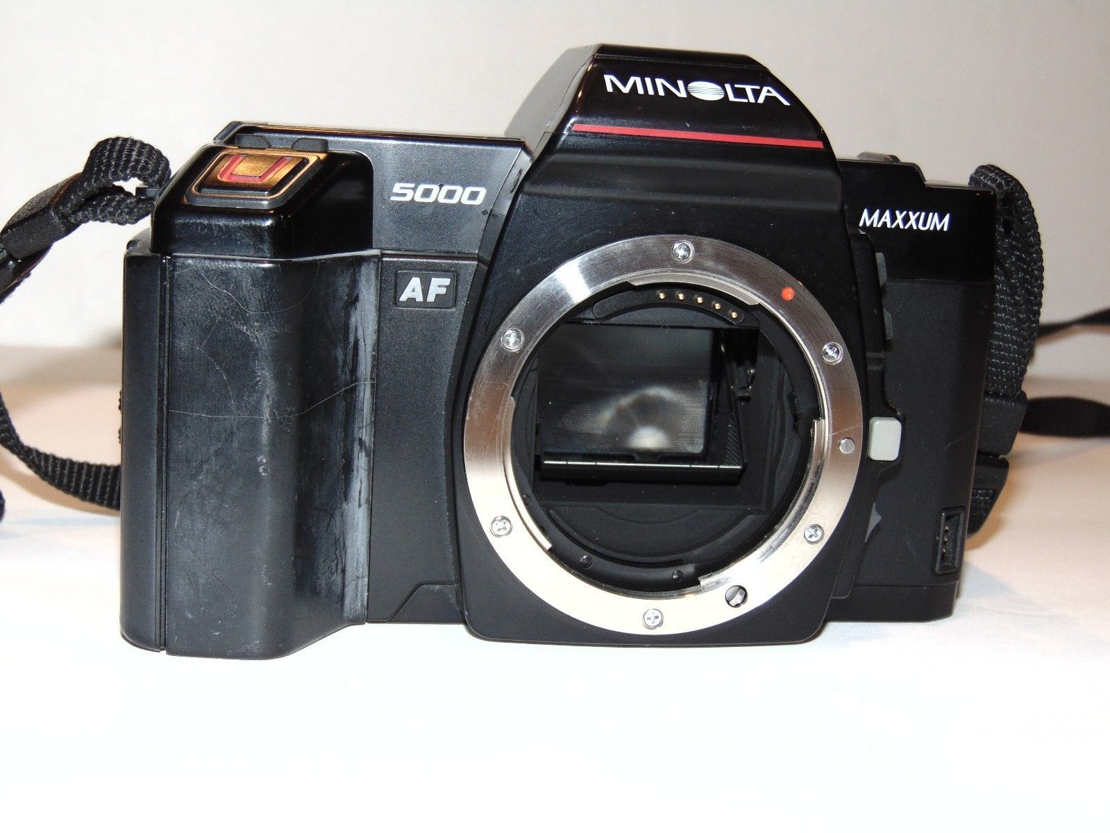 Minolta Maxxum 5000 Film Camera - Film Cameras