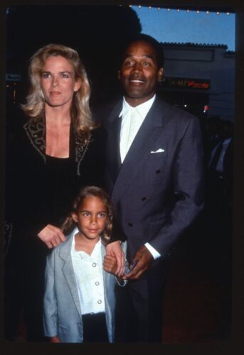 1991 O.J. SIMPSON, NICOLE SIMPSON & DAUGHTER Live Candid Original 35mm ...