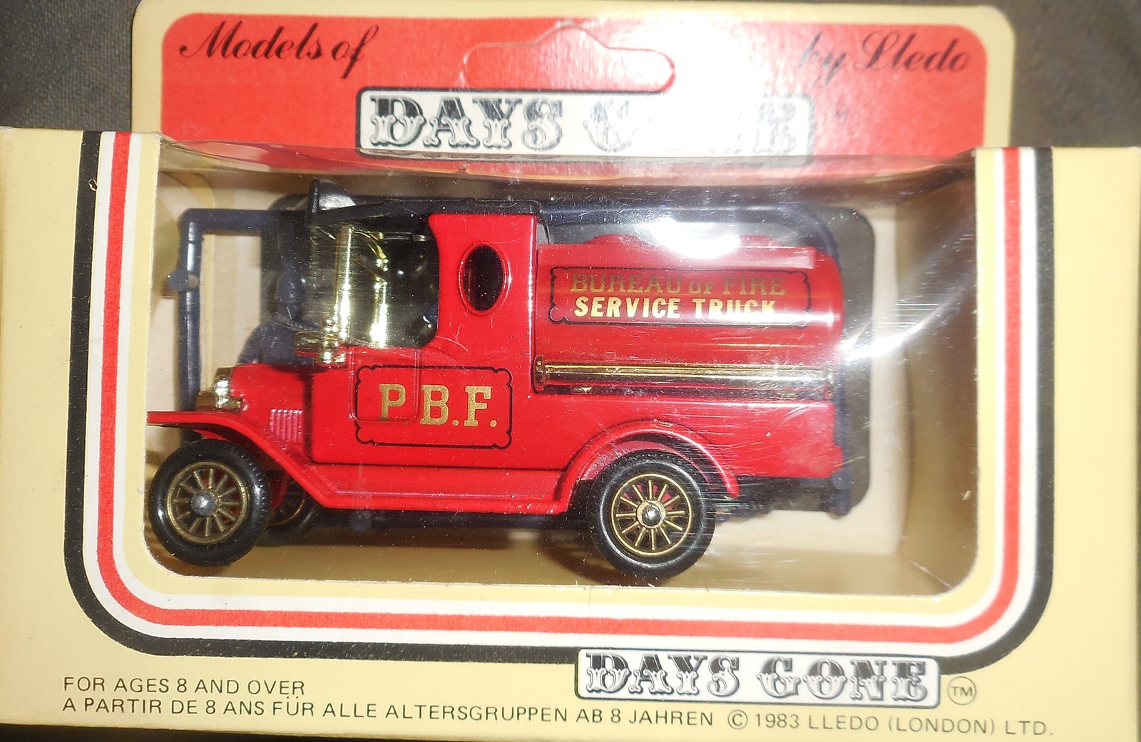 1984 LLedo Days Gone Fire Service Truck w/3 Figures Mint In Sealed Box