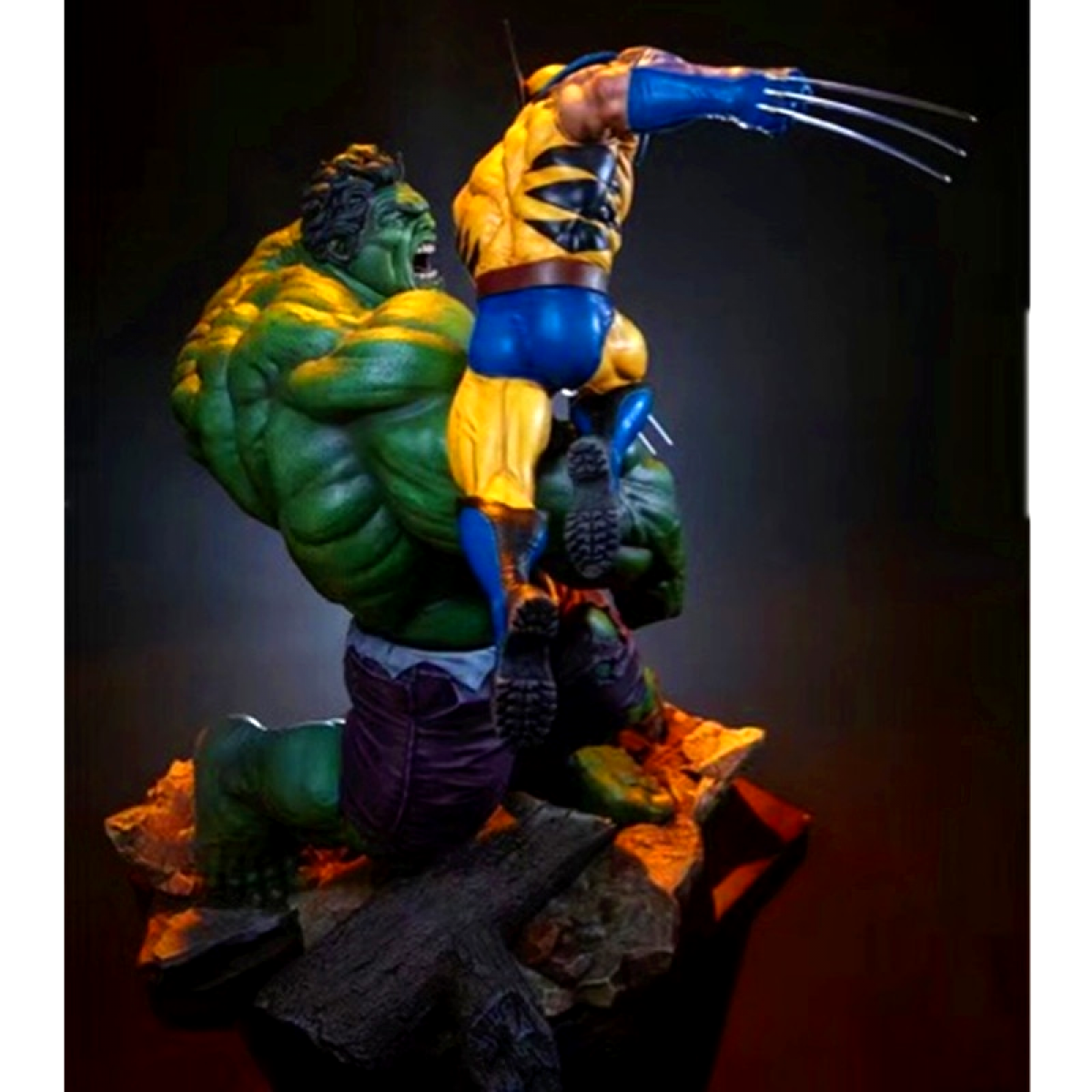 hulk and wolverine statue