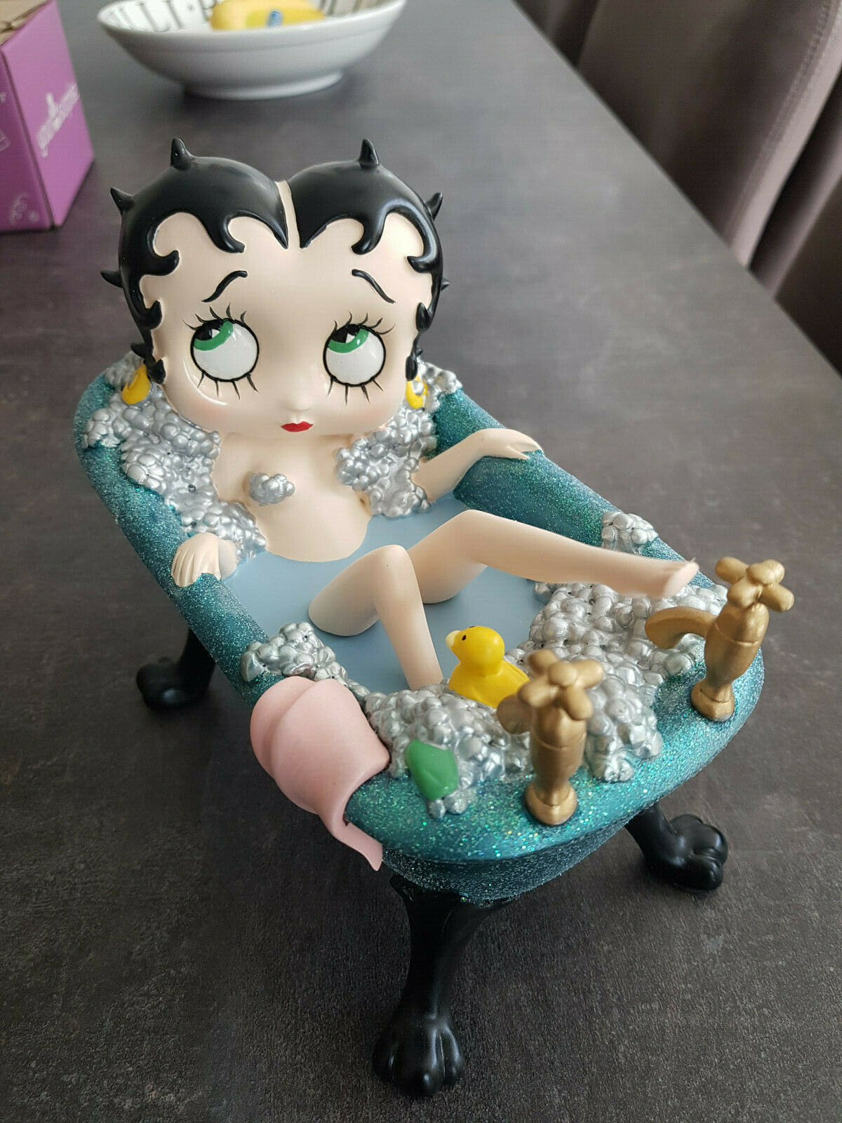 Extremely Rare Betty Boop In Blue Glitter Bathtub Figurine Statue