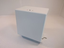 S l1600 thumb200