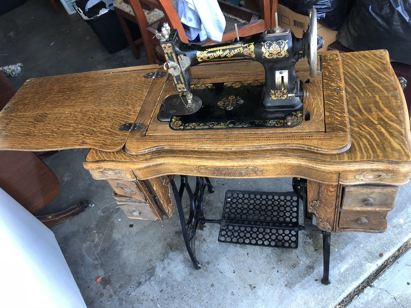 Antique White Treadle Sewing Machine, Tiger Oak Table Sewing