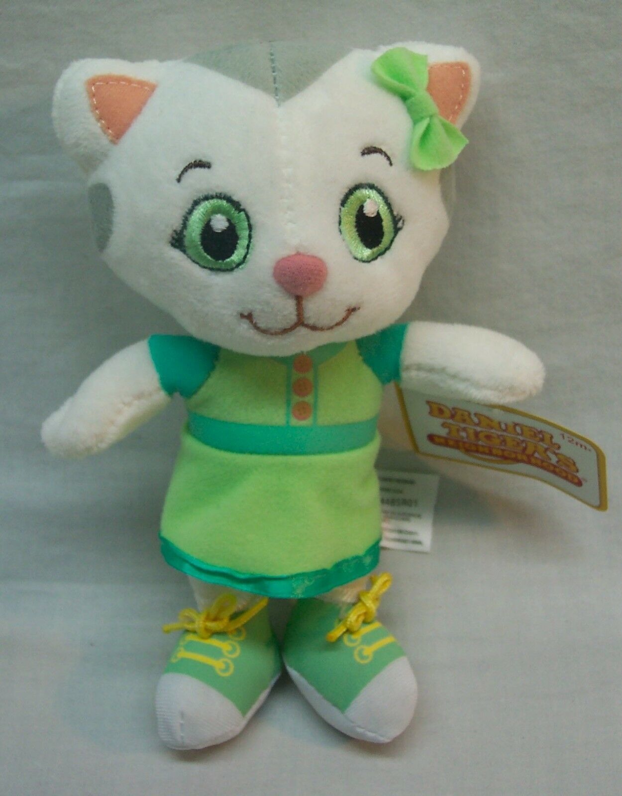 daniel tiger's neighborhood daniel tiger neighborhood friends katerina kittycat plush